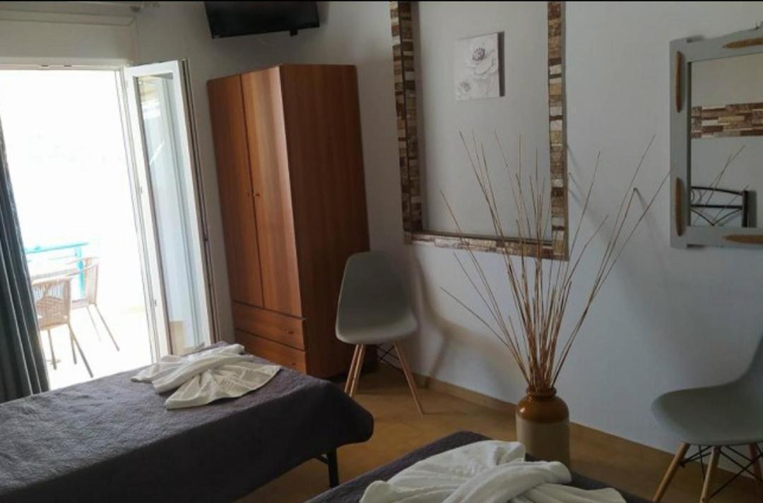 Meltemi Apartment Posidhonia  Exterior photo